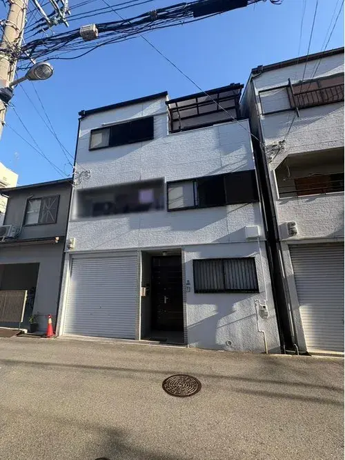 Akiya in Osaka