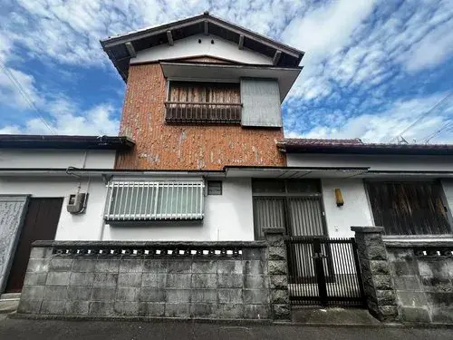 Akiya in Shirahama Town