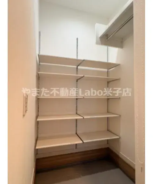 5LDK+S Yonago City Tottori Prefecture (4)