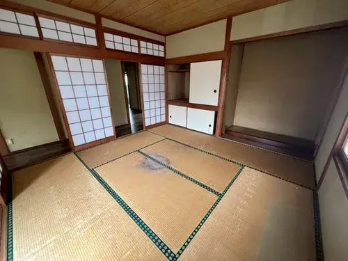 Walk-in Closet Property Shimonoseki City Yamaguchi Prefecture (2)