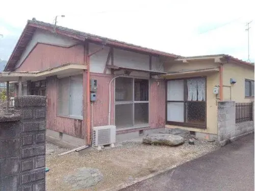 Akiya in Saijo