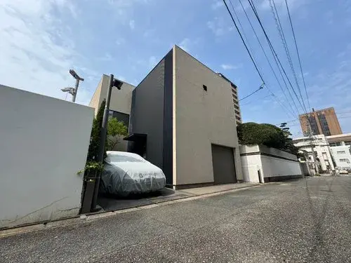 Akiya in Fukuoka