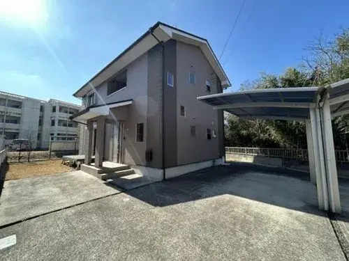 Akiya in Koshi
