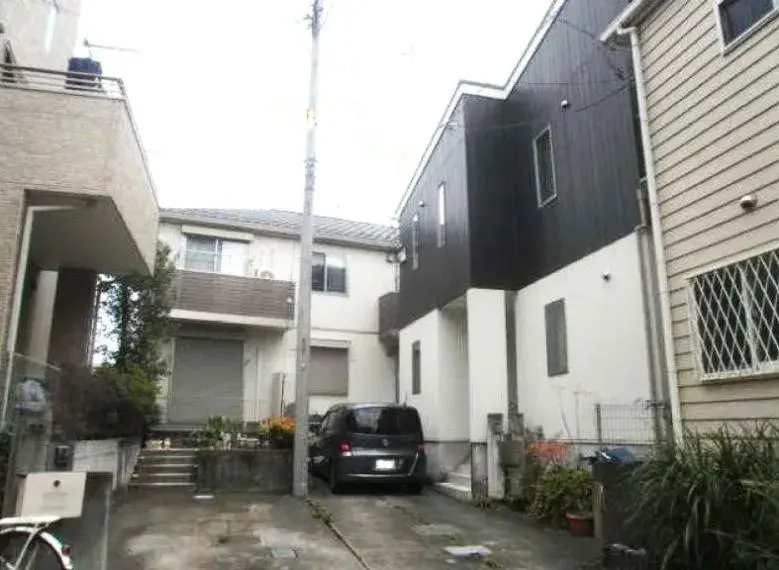 Akiya in Atsugi