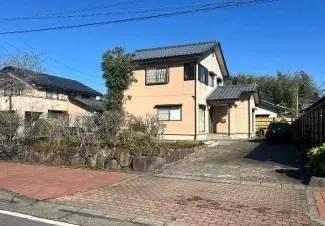 Akiya in Echizen-chō