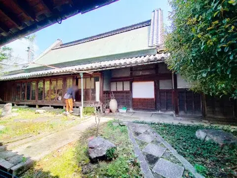 Akiya in Pueblo de Kawanishi