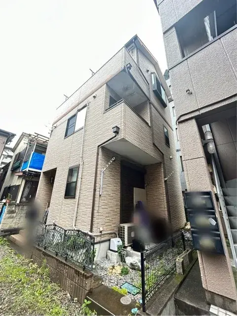 Slide 4