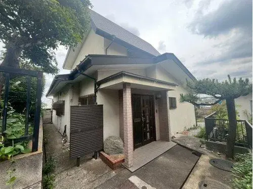 Akiya in Hidaka