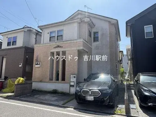 Akiya in Yoshikawa