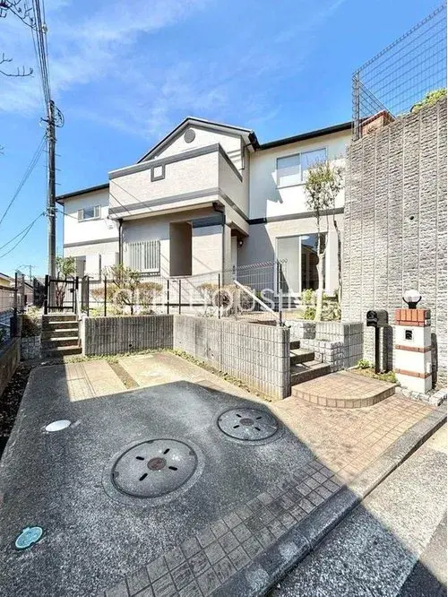 Akiya in Yokohama