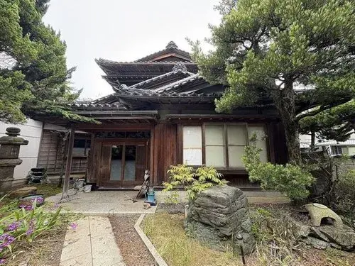 Akiya in 河北市