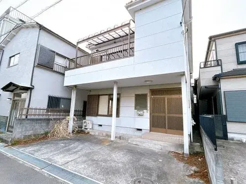Akiya in Numazu