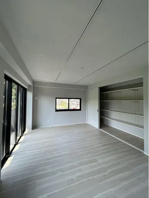 RC Structure House with All Rooms Storage Okazaki City Aichi Prefecture (5)