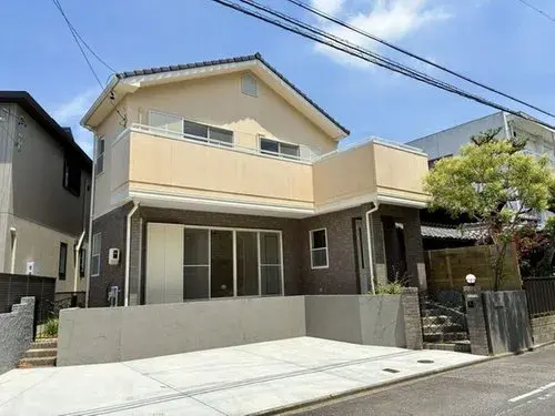 Akiya in Nagoya