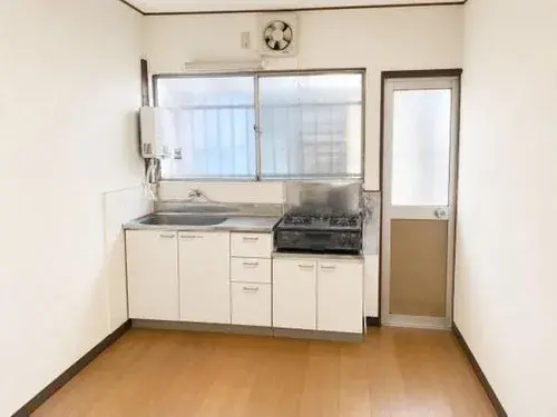 5DK Property Matsubara City Osaka Prefecture (8)