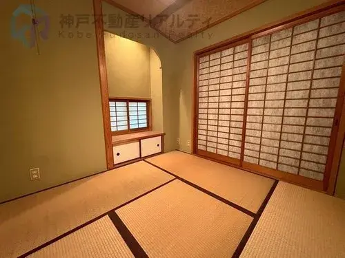 Hyogo Prefecture Nishinomiya City 5DK Property (9)