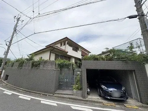 Akiya in Akashi