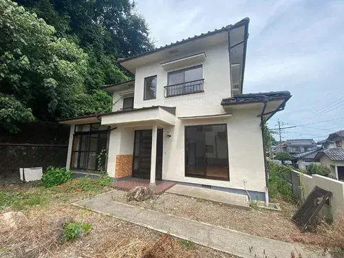 Akiya in Oita