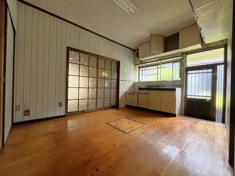 Kagoshima Prefecture Satsumasendai City 4DK Property (6)