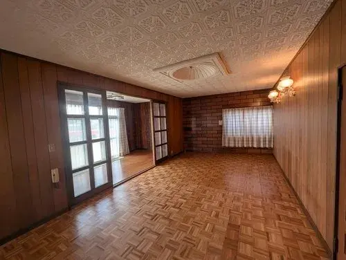 2-Story House Ugo Town Akita Prefecture (3)
