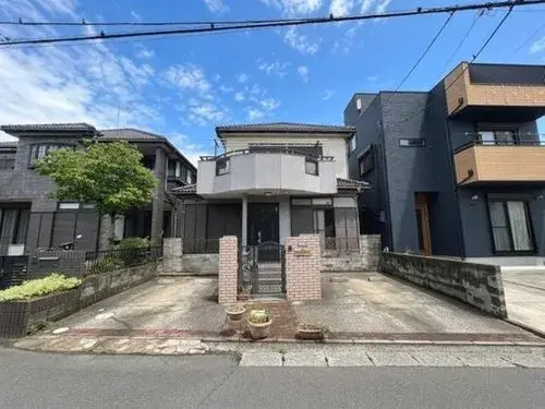 Akiya in Misato