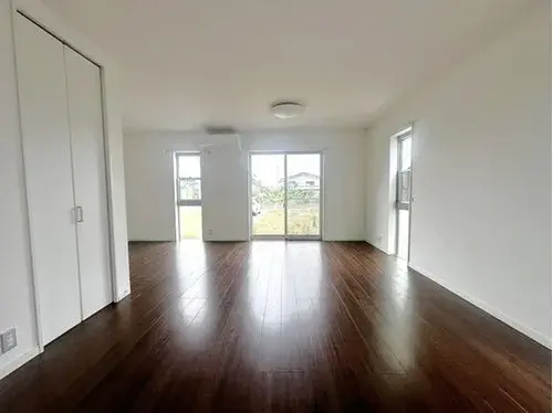 3-bedroom property Kazo City Saitama Prefecture (8)