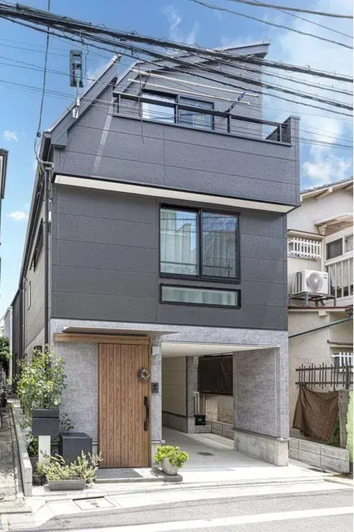 Akiya in Meguro Ward