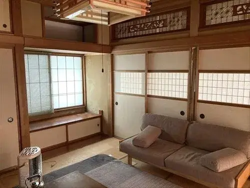 Akiya in 新潟市東区