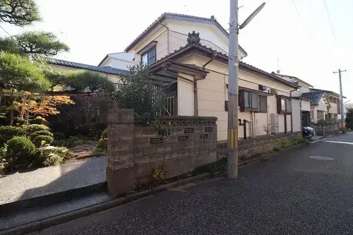 Akiya in 新潟市