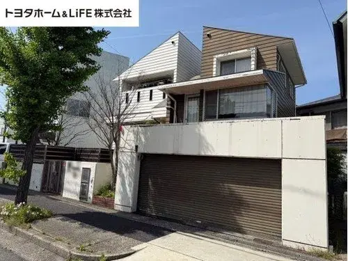 Akiya in Nagoya