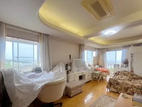 Résidence avec LDK de plus de 20 tatamis, Ville de Takarazuka, Préfecture de Hyogo (4)