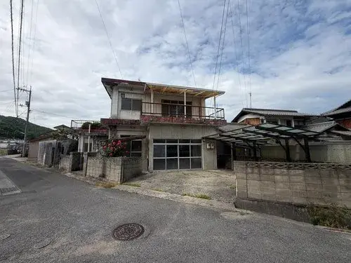 Akiya in Tamano