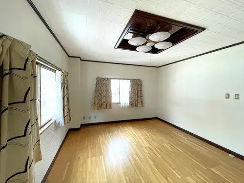 9LDK Property Kure City Hiroshima Prefecture (7)