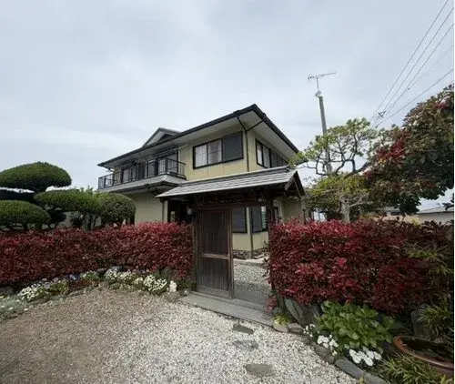 Akiya in Shikokuchuo