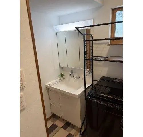 4LDK Matsuyama City Ehime Prefecture (10)