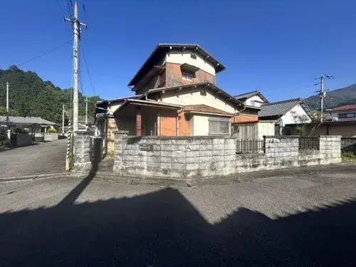 Akiya in Niihama