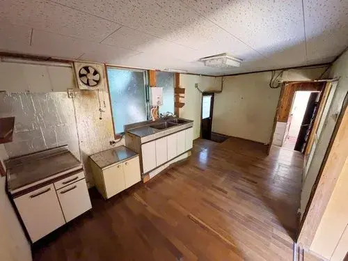 2DK Property in Hita City, Oita Prefecture (13)