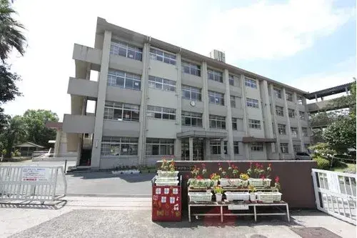 鹿児島県鹿児島市4LDK物件 (4)