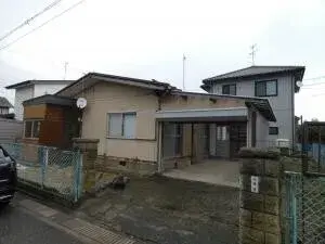 Akiya in Murakami