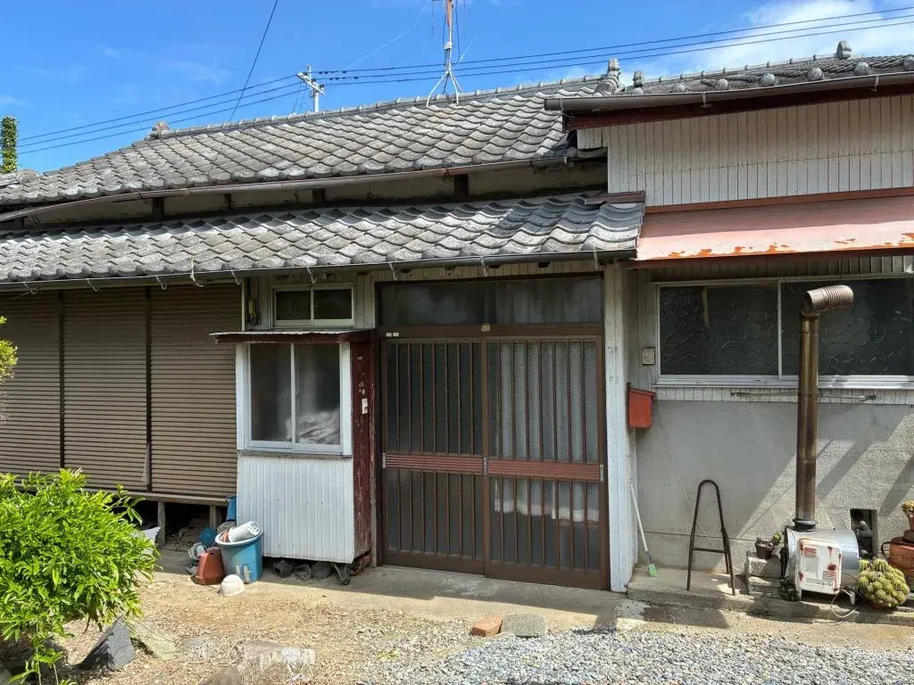 4DK Property Izumi City Kagoshima Prefecture (3)