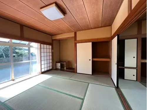 Slide 4