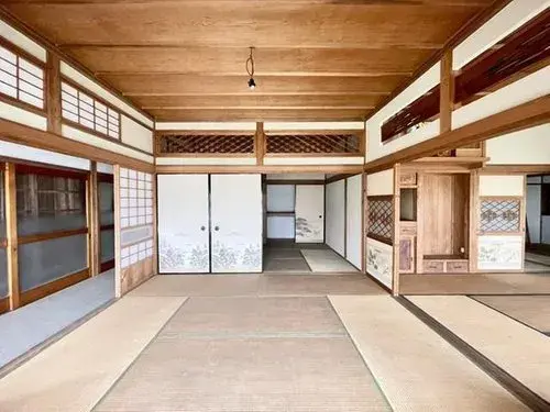 Akiya in Ichikawa