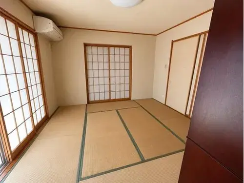Nerima Ward, Tokyo, 2-Story Detached House with 15-Tatami LDK (4)