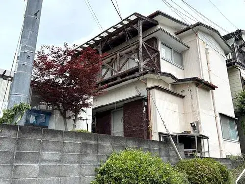 Akiya in Itō