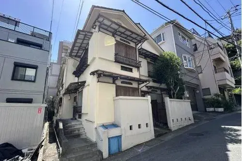 Akiya in 熱海市