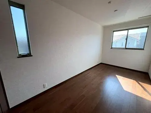 4LDK Property Yokkaichi City Mie Prefecture (12)