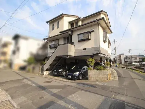 Akiya in Yamashina Ward
