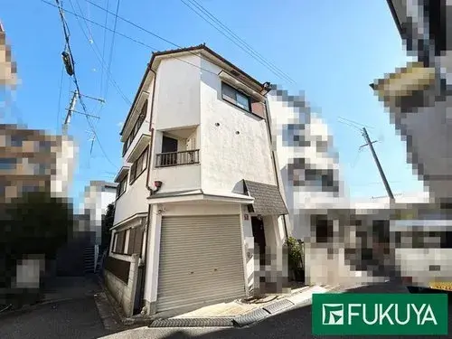 Akiya in Osaka