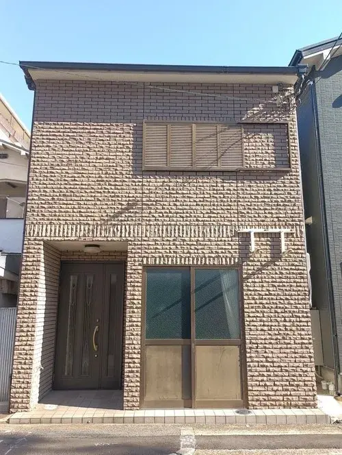 Akiya in Osaka