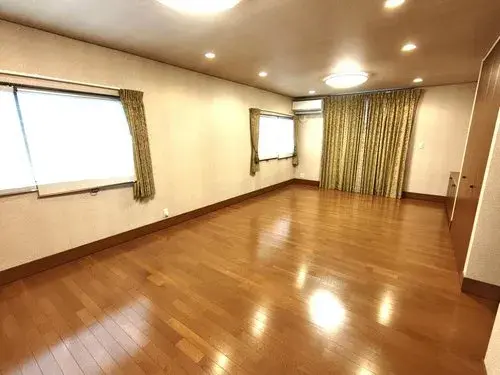 2-Story LDK 20+ Tatami Property Kure City Hiroshima Prefecture (3)